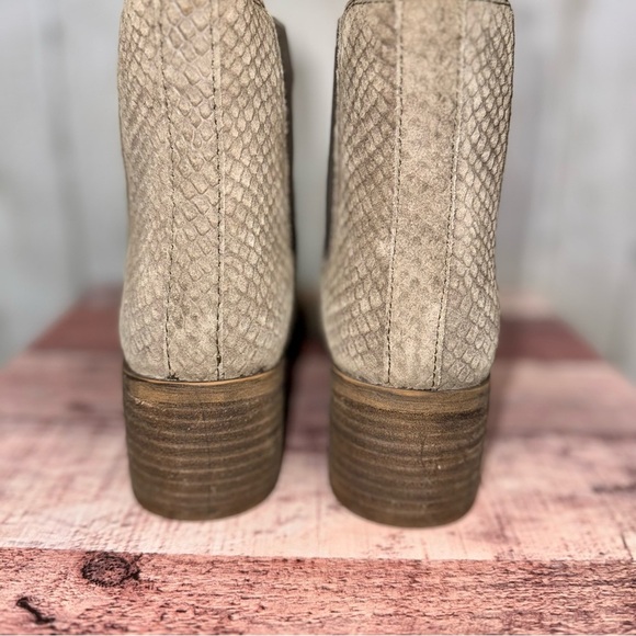 Diba | Suede Snack Skin Tan Ankle Booties - Picture 8 of 9